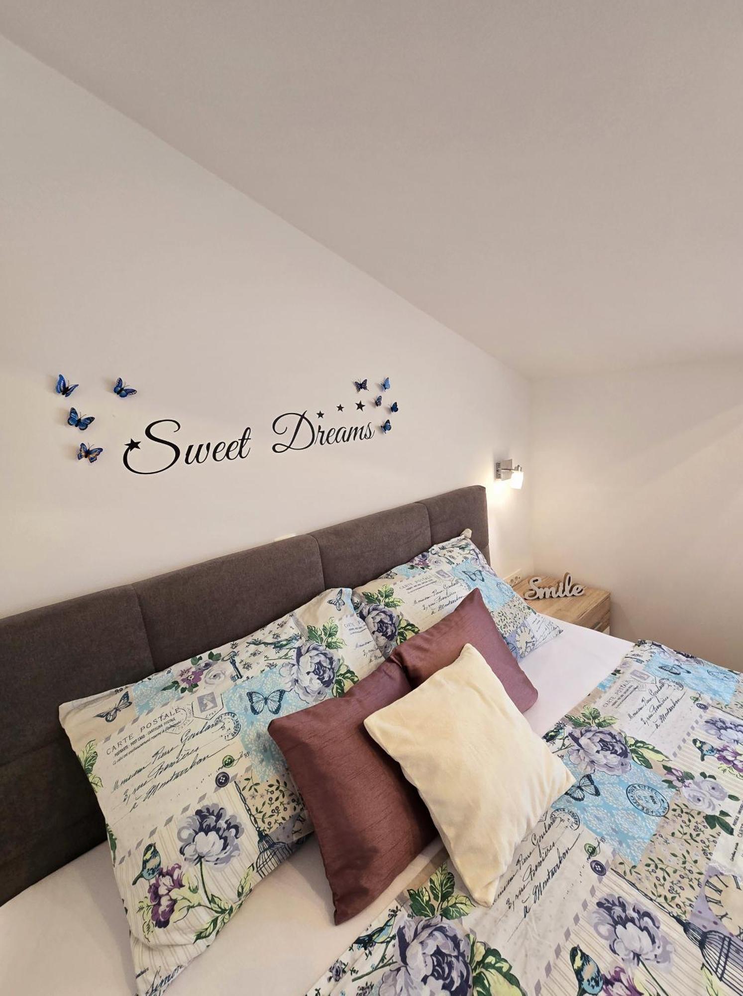 Villa Matanovi Dvori Podstrana Esterno foto
