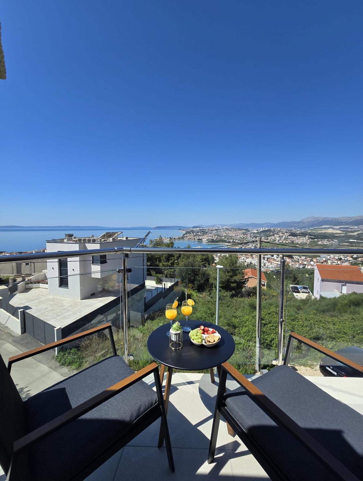 Villa Matanovi Dvori Podstrana Esterno foto