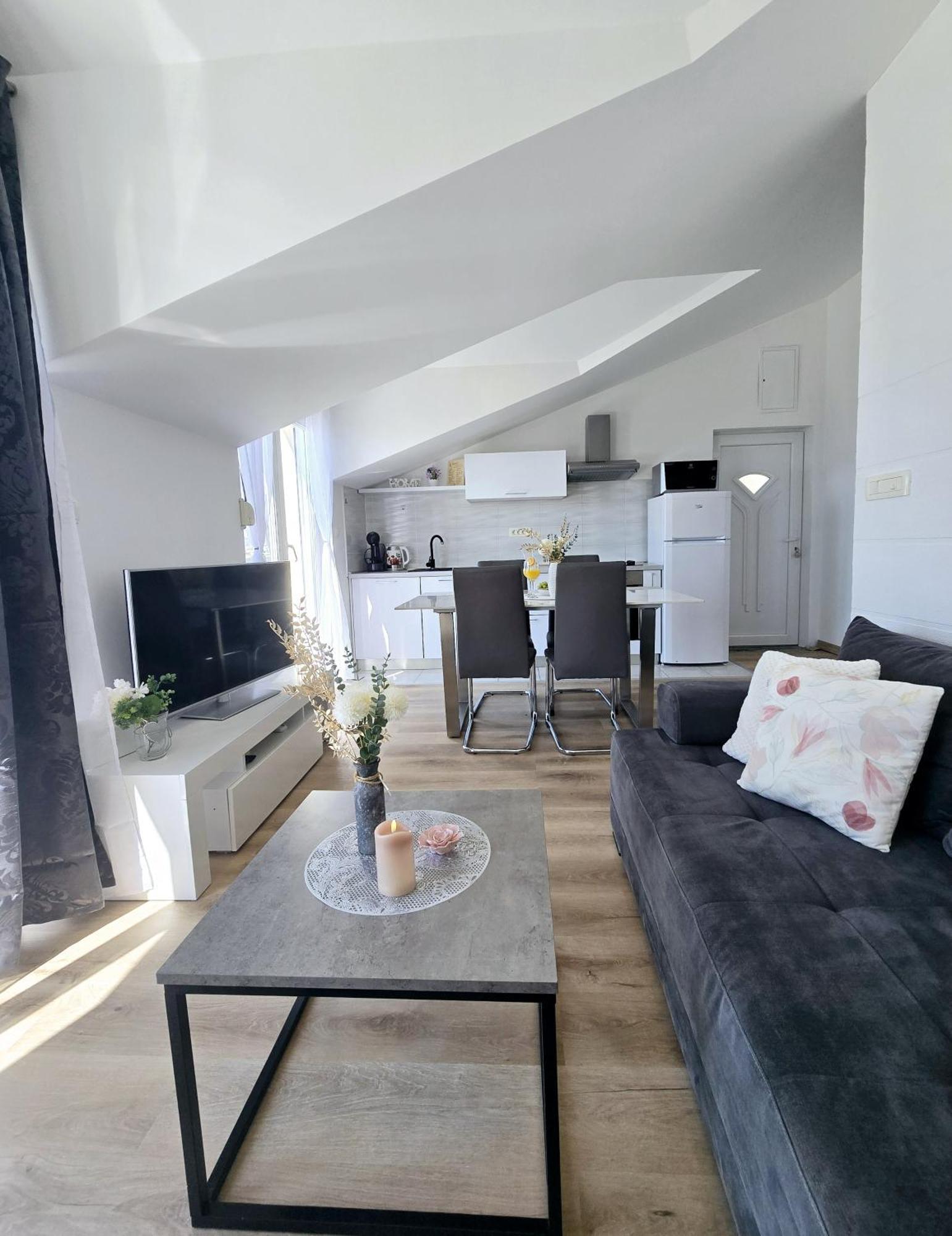 Villa Matanovi Dvori Podstrana Esterno foto